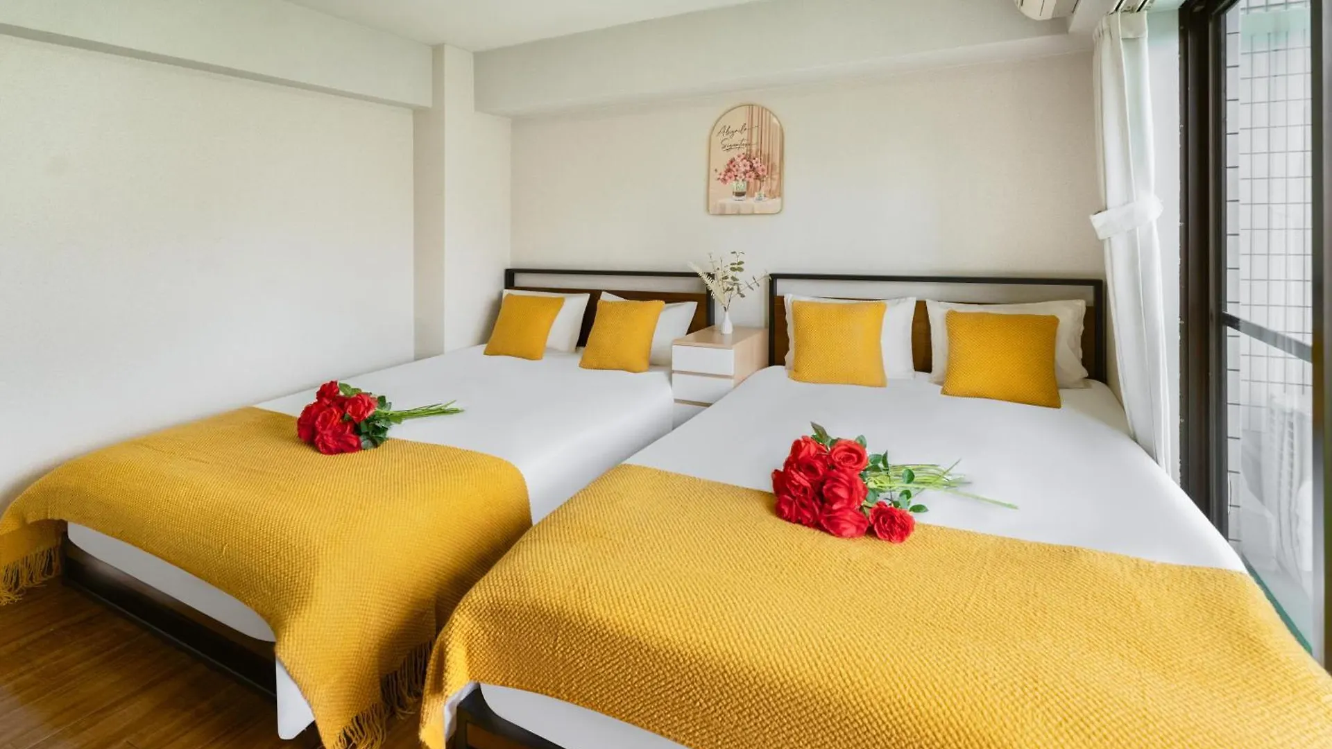 Apartment 6Th Floor 602 With Elevator, 700 Meters Walk From Nishi-Shinjuku Gochome 4 Minutes To Shinjuku, 75 Square Meters Plus 30 Square Meters Of Large Balcony Tokyo