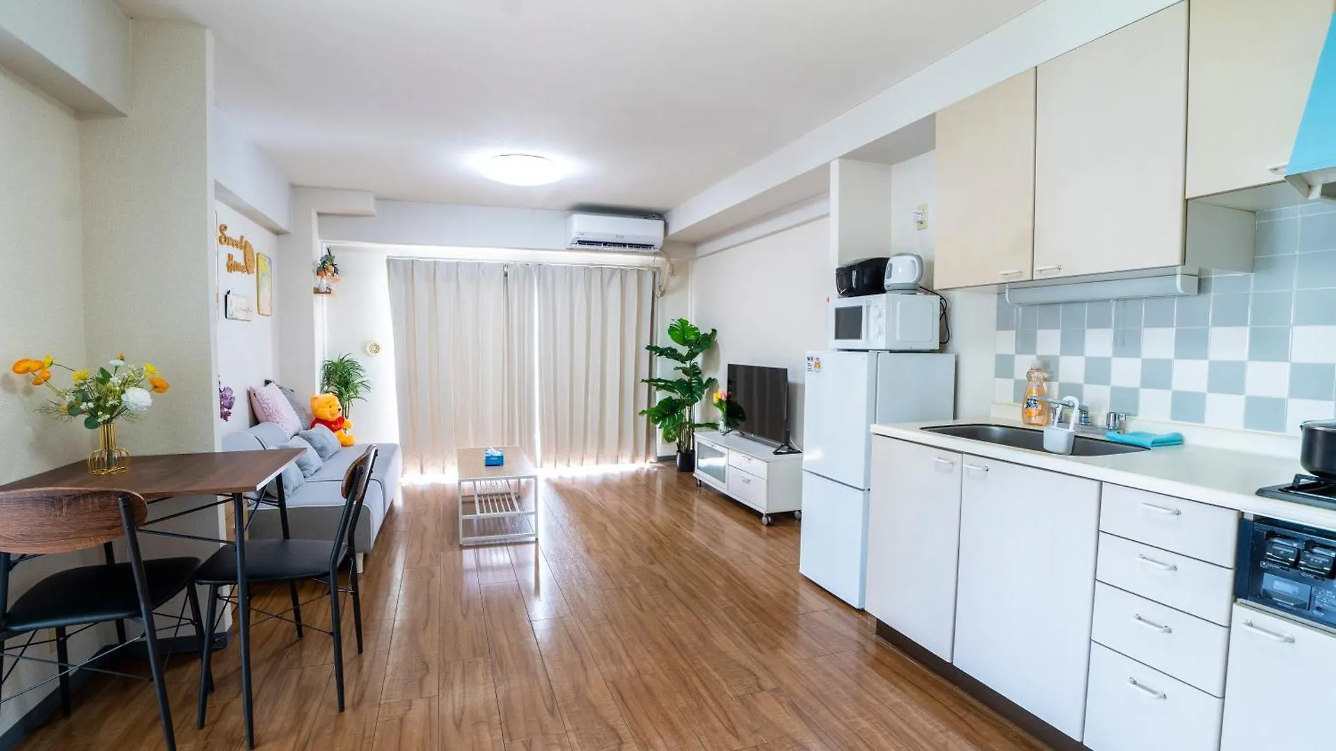 6Th Floor 602 With Elevator, 700 Meters Walk From Nishi-Shinjuku Gochome 4 Minutes To Shinjuku, 75 Square Meters Plus 30 Square Meters Of Large Balcony Tokyo 0*,  Japan