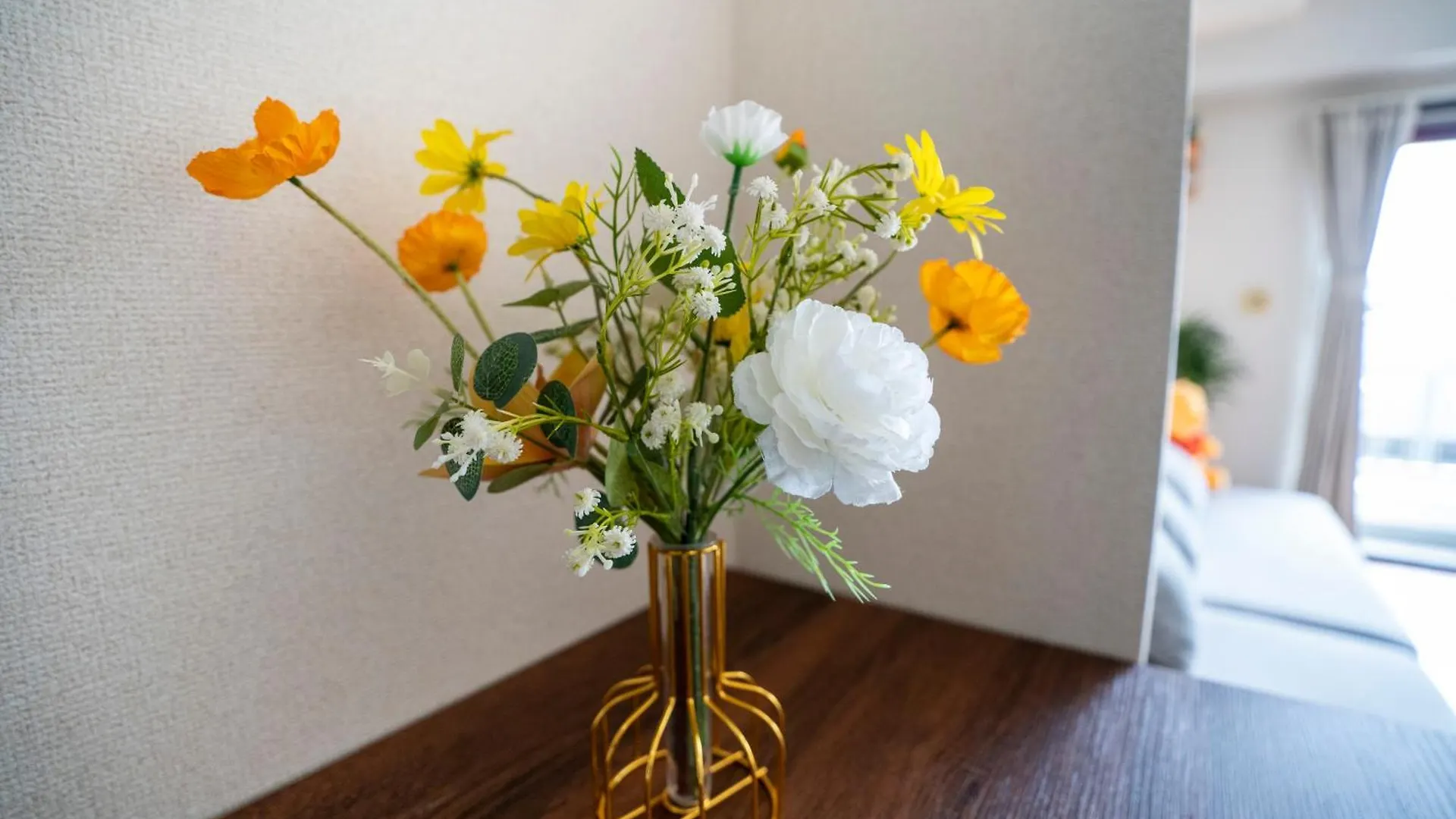 Apartment 6Th Floor 602 With Elevator, 700 Meters Walk From Nishi-Shinjuku Gochome 4 Minutes To Shinjuku, 75 Square Meters Plus 30 Square Meters Of Large Balcony Tokyo
